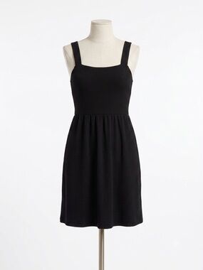 Classic Black Square Neck Sundress